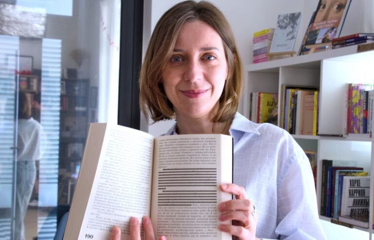 Алена Карпава, кнігарня «Букіністка»